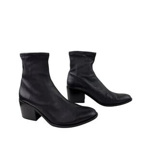 Opening Ceremony Women's Bootie 39 Black Leather Pull On Block Heel Ankle Boot